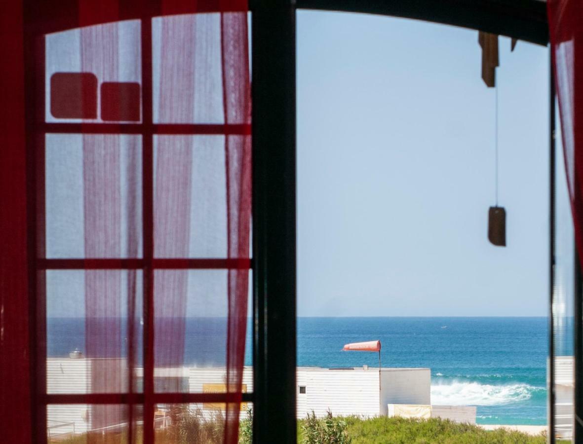 Supertubos Hostel Atouguia Da Baleia